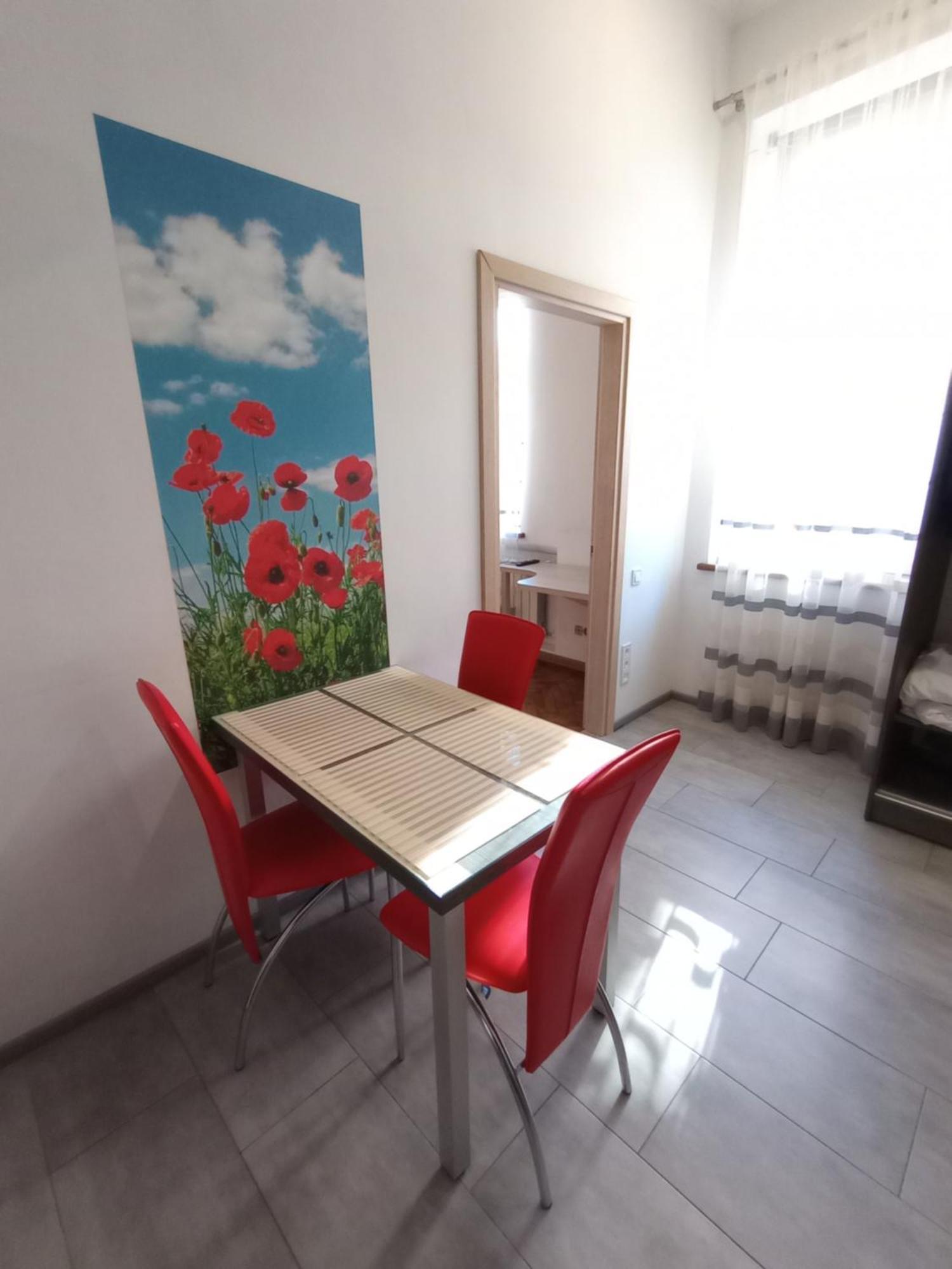 Apartment On Khorvatska Street Lviv Exterior photo